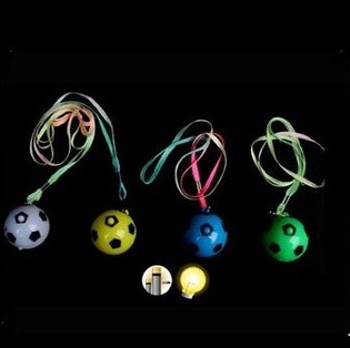 Светящаяся LED Подвеска "Футбольный Мяч" на Шею (48 шт.)